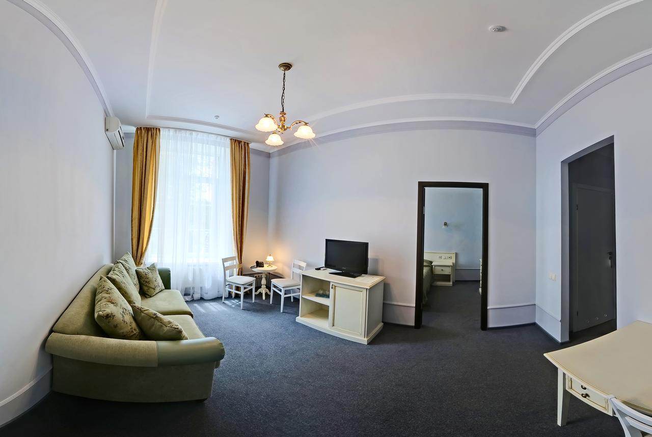 Conference Hall Irpin' Hotel Bagian luar foto