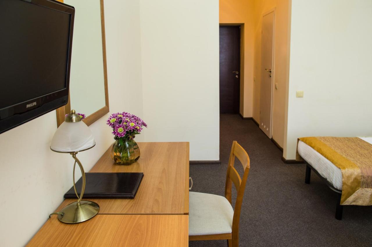 Conference Hall Irpin' Hotel Bagian luar foto